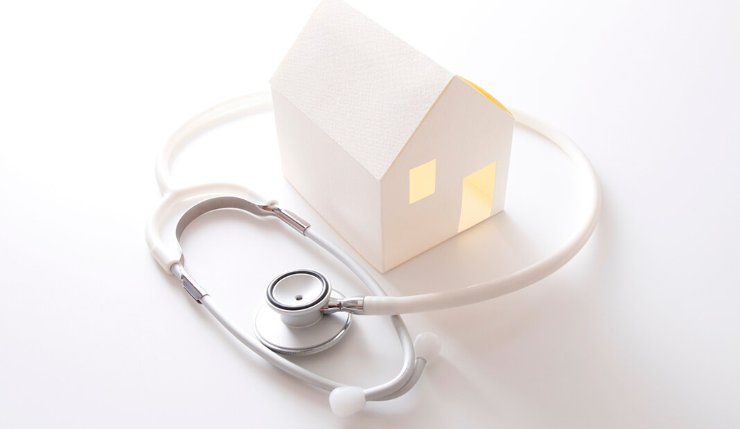 家と聴診器のイラスト