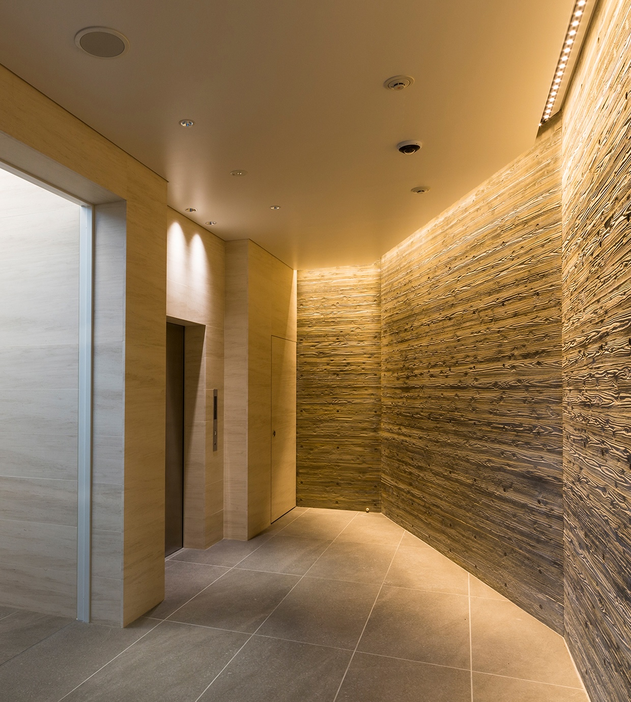 ファーストビュー