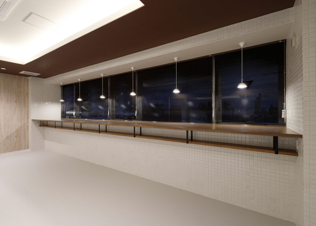 37　４階　食堂