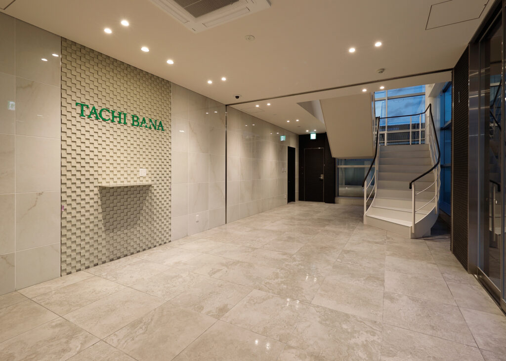 07　１階　エントランスロビー (2)